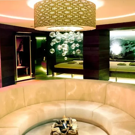 ホテル Lifestyle Eder 4*